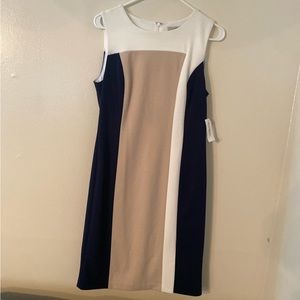 ROZ & ALI - Women’s Dress - Size 4